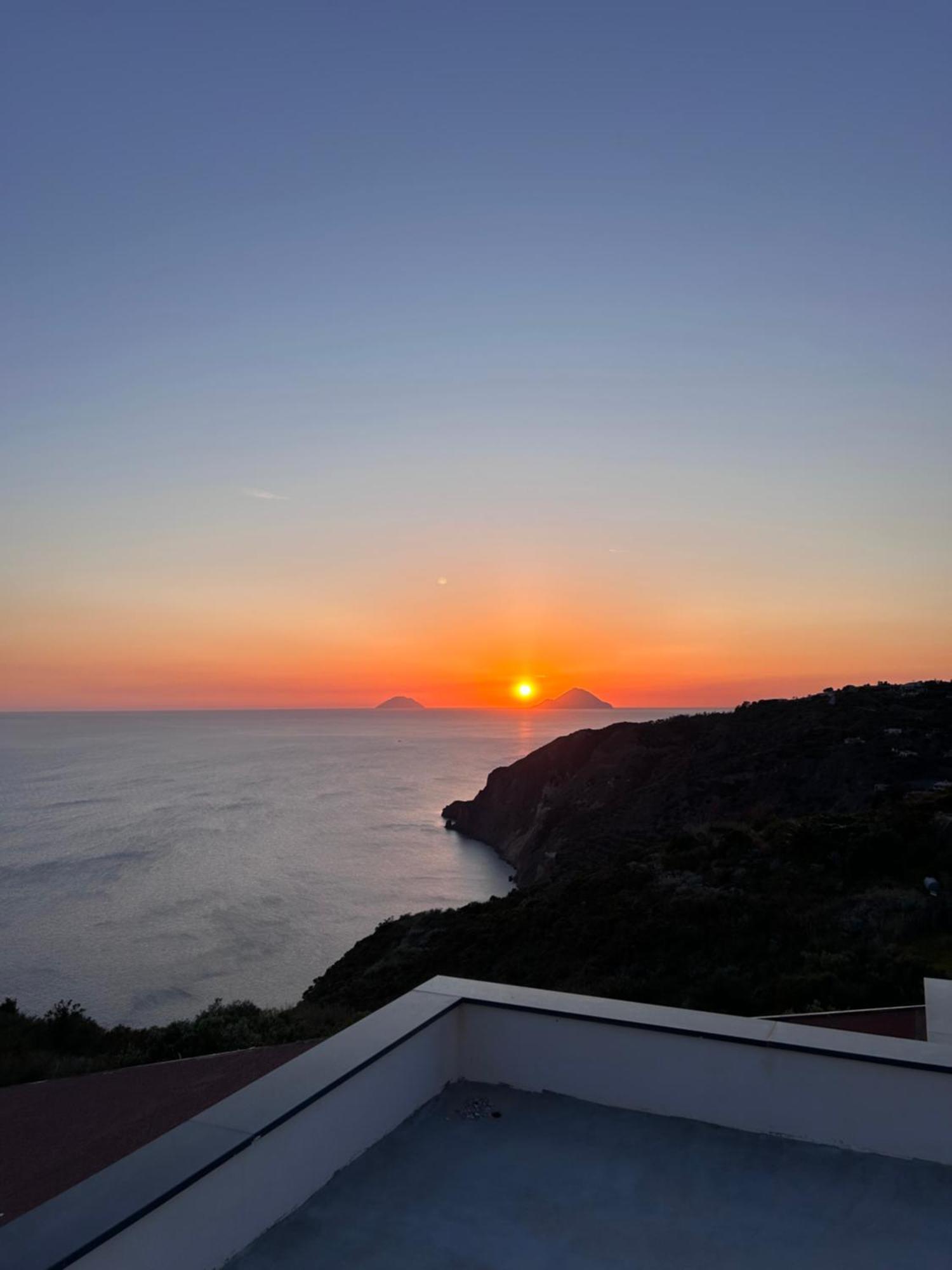 Country Houses Monte Delle Cristule Đảo Lipari Ngoại thất bức ảnh