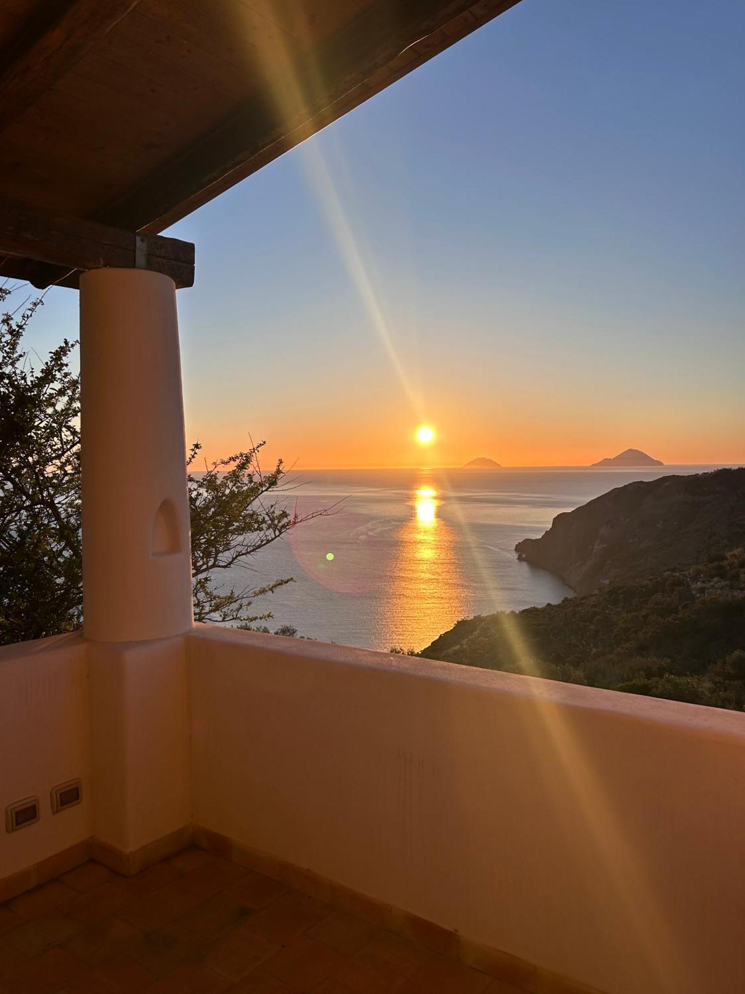 Country Houses Monte Delle Cristule Đảo Lipari Ngoại thất bức ảnh